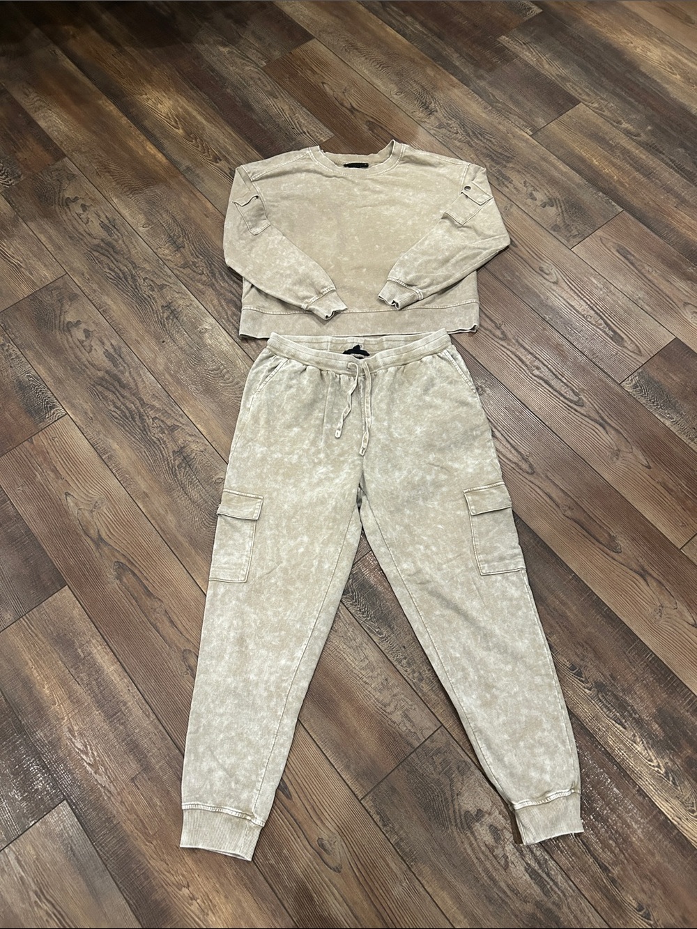 Jane and Delancey Washed Cream Cargo Jogger Set